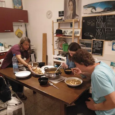 Yokomosurf Semesterbostad *